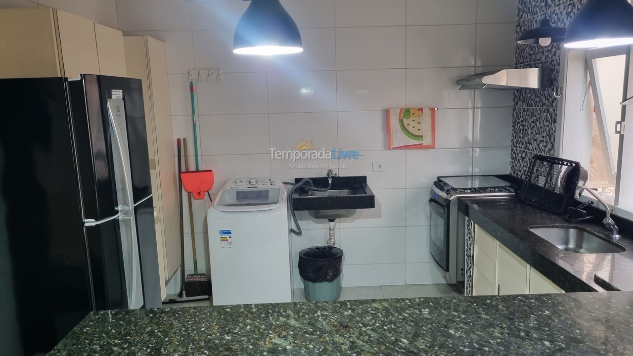 Apartamento para aluguel de temporada em Ubatuba (Praia Grande)