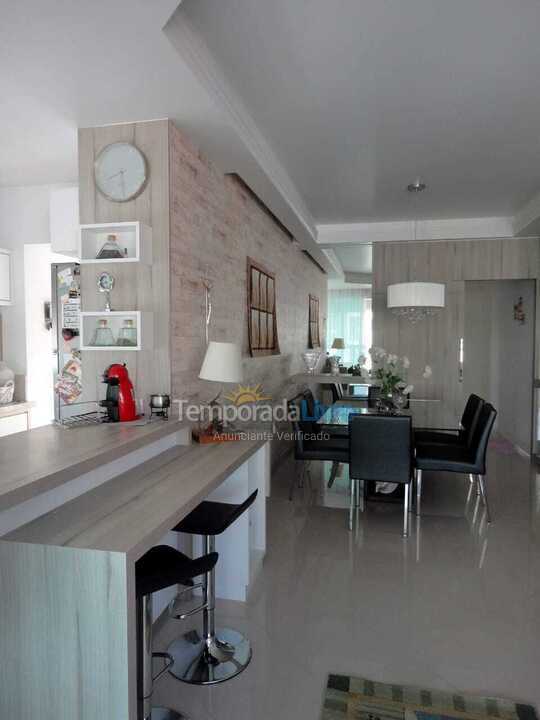 Casa para alquiler de vacaciones em Itapema (Meia Praia)