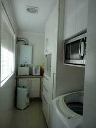 APARTAMENTO DE TEMPORADA, LADO MAR, MEIA PRAIA - ITAAPEMA SC