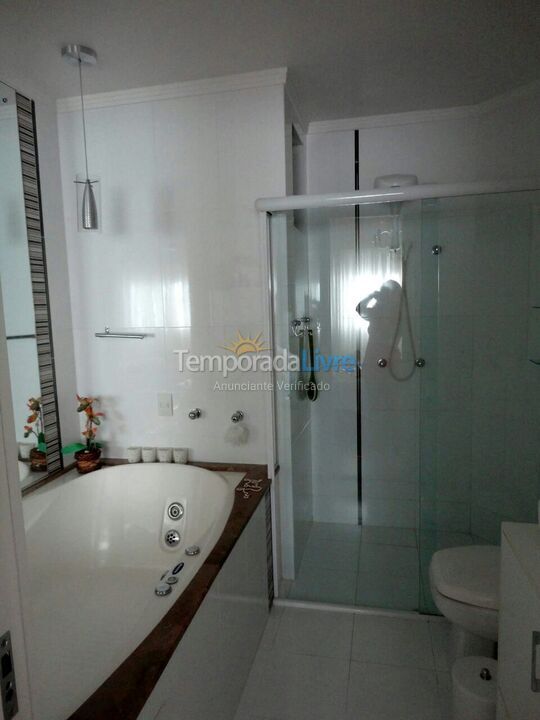 Casa para alquiler de vacaciones em Itapema (Meia Praia)