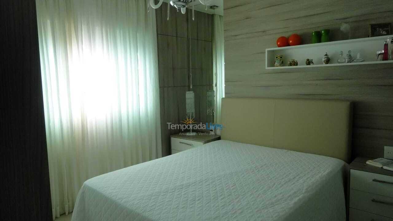 Casa para alquiler de vacaciones em Itapema (Meia Praia)