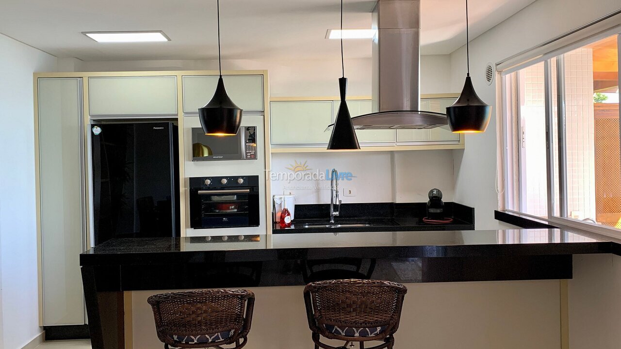 Apartamento para aluguel de temporada em Bombinhas (Praia de Bombinhas)