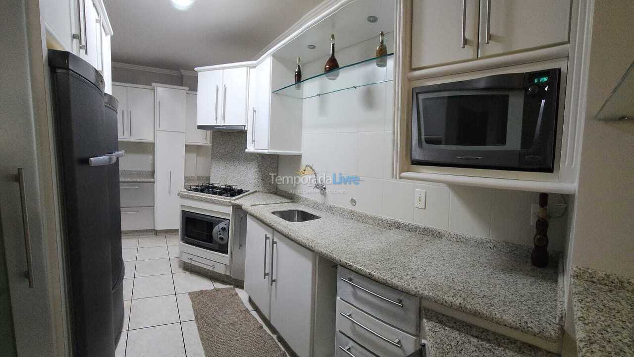Apartment for vacation rental in Itapema (Meia Praia)