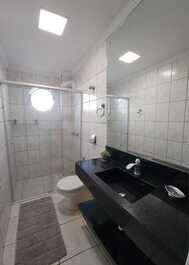 SEASONAL APARTMENT SIDE THE SEA AND FRONT OF AVENUE NEREU RAMOS, MEIA PRAIA ITAPEMA SC