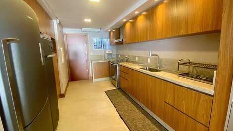 415 - Casa frente mar para alugar Bombinhas com 4 suítes