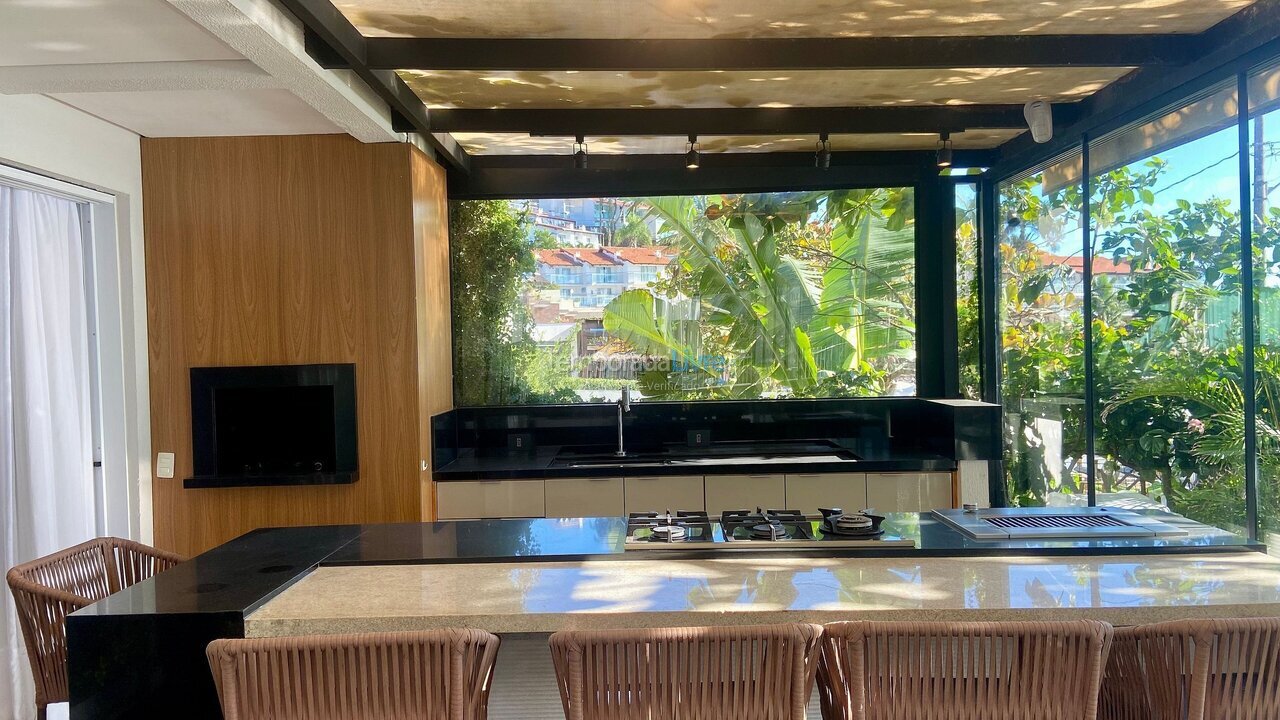 Casa para aluguel de temporada em Bombinhas (Praia de Bombinhas)