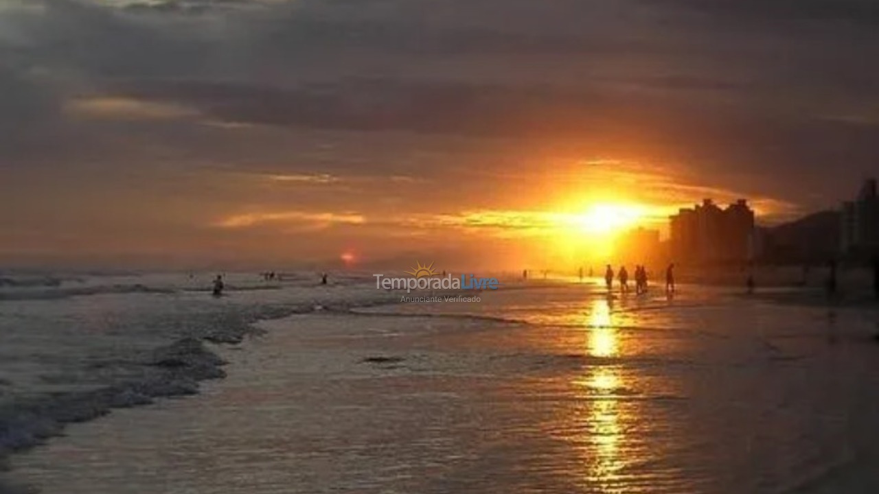 Apartamento para alquiler de vacaciones em Praia Grande (Vila Tupi)