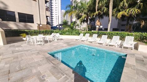 Huge apartment in Pitangueiras with 4 suites, complete leisure facilities, 3 parking spaces