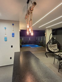 Sobrado Alto padrão com piscina aquecida em Itapoá-SC.