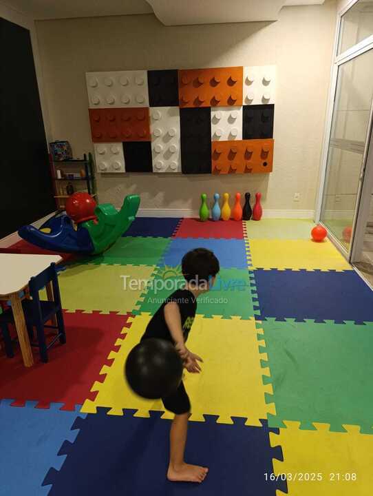 Apartamento para aluguel de temporada em Guarujá (Astúrias)