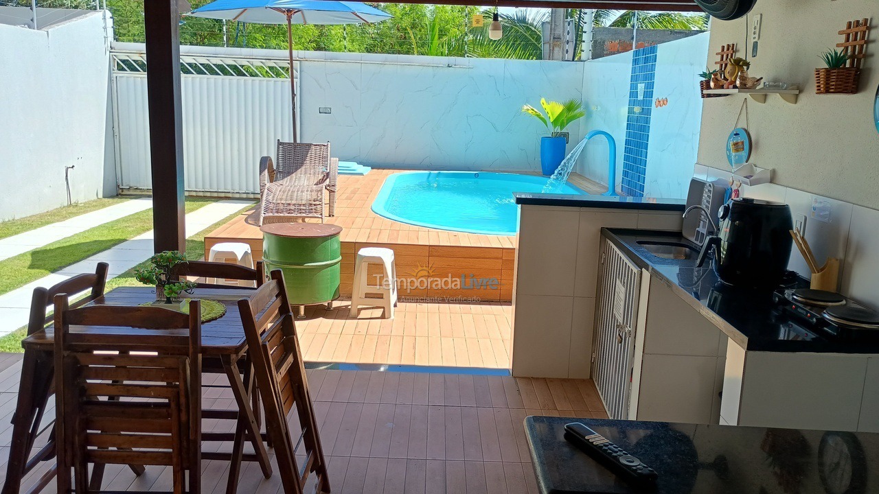 Casa para aluguel de temporada em Camaçari (Arembepe)