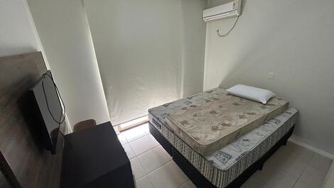 AMPLO 4 SUÍTES FRENTE AO MAR - COBERTURA