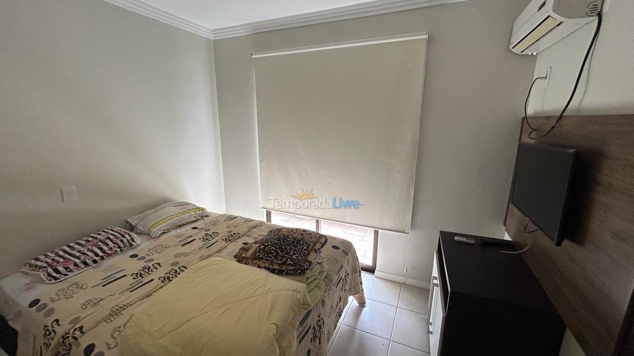 Apartamento para aluguel de temporada em Itapema (Centro)