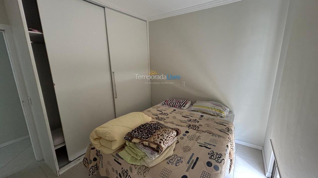 Apartamento para aluguel de temporada em Itapema (Centro)