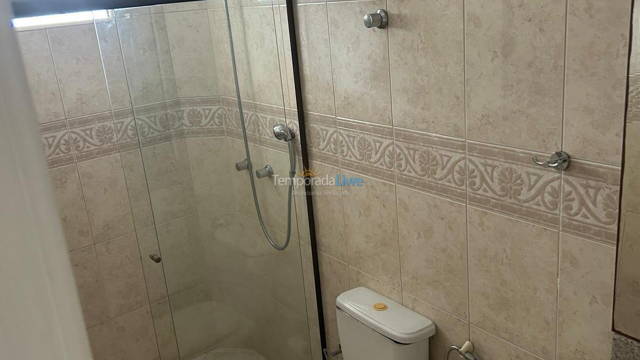 Apartamento para aluguel de temporada em Itapema (Centro)