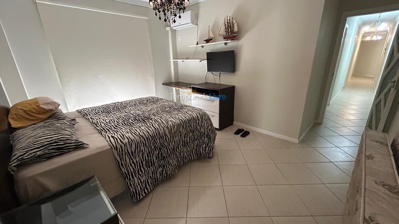 Apartamento para aluguel de temporada em Itapema (Centro)