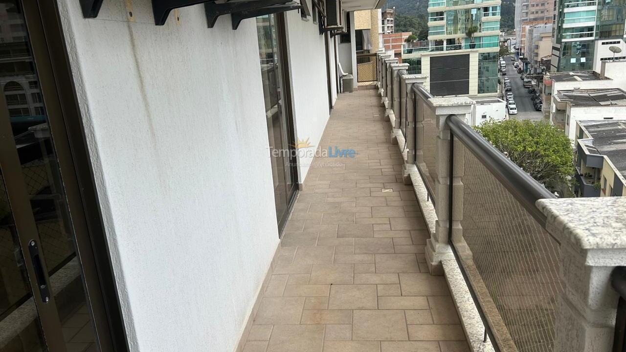 Apartamento para aluguel de temporada em Itapema (Centro)