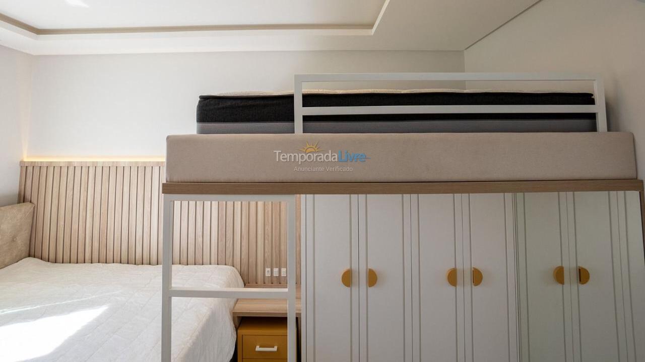 Apartamento para aluguel de temporada em Bombinhas (Praia de Bombas)