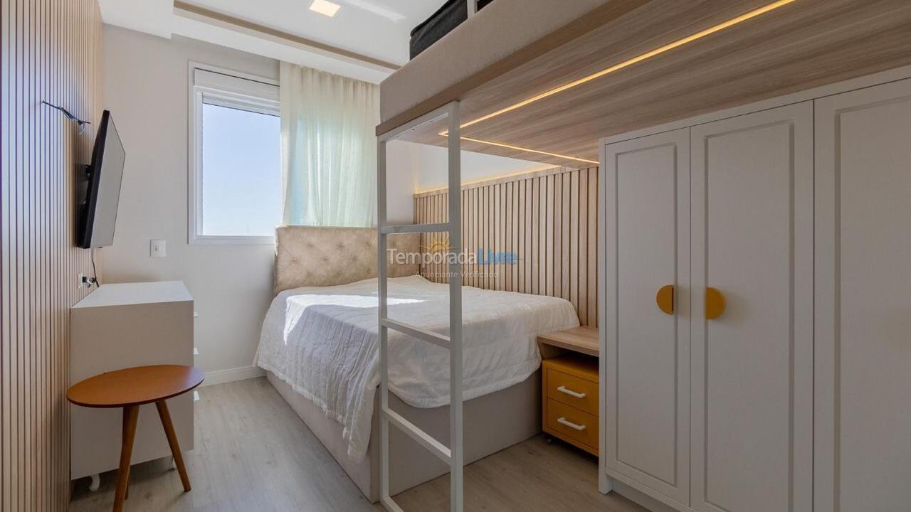 Apartamento para aluguel de temporada em Bombinhas (Praia de Bombas)