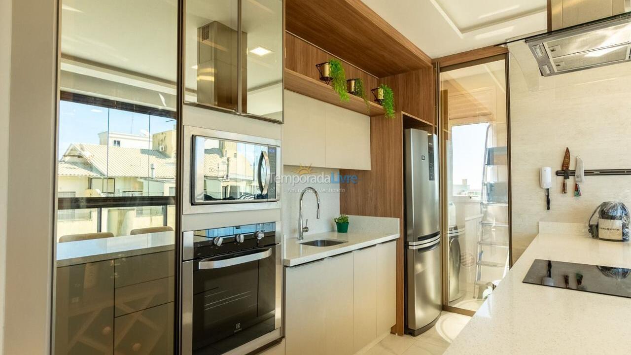 Apartamento para aluguel de temporada em Bombinhas (Praia de Bombas)