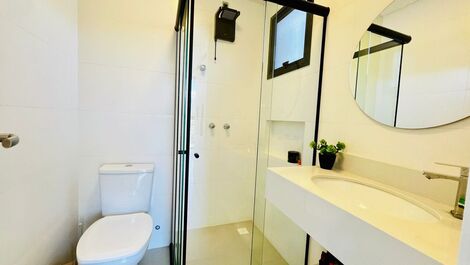 Hermoso Apartamento en Playa Mariscal Código 016