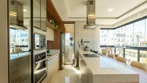 Lujoso departamento de 2 suits con vista al mar