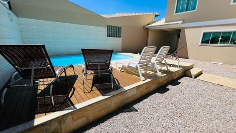 Maravillosa Casa con Piscina en Praia de Mariscal