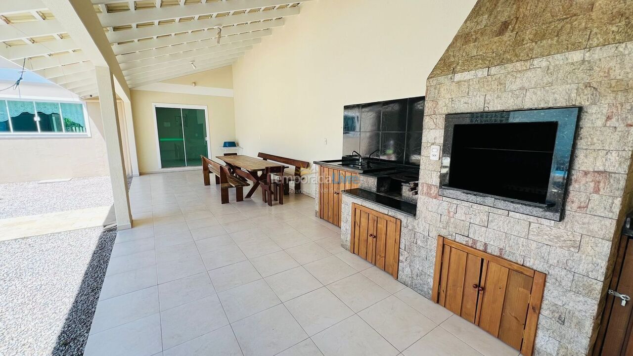 Casa para alquiler de vacaciones em Bombinhas (Mariscal)