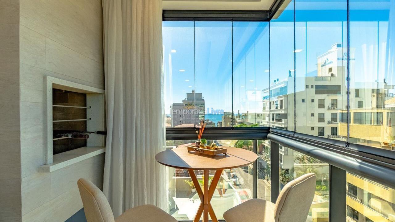 Apartamento para aluguel de temporada em Bombinhas (Praia de Bombas)