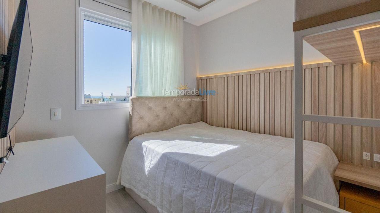 Apartamento para aluguel de temporada em Bombinhas (Praia de Bombas)