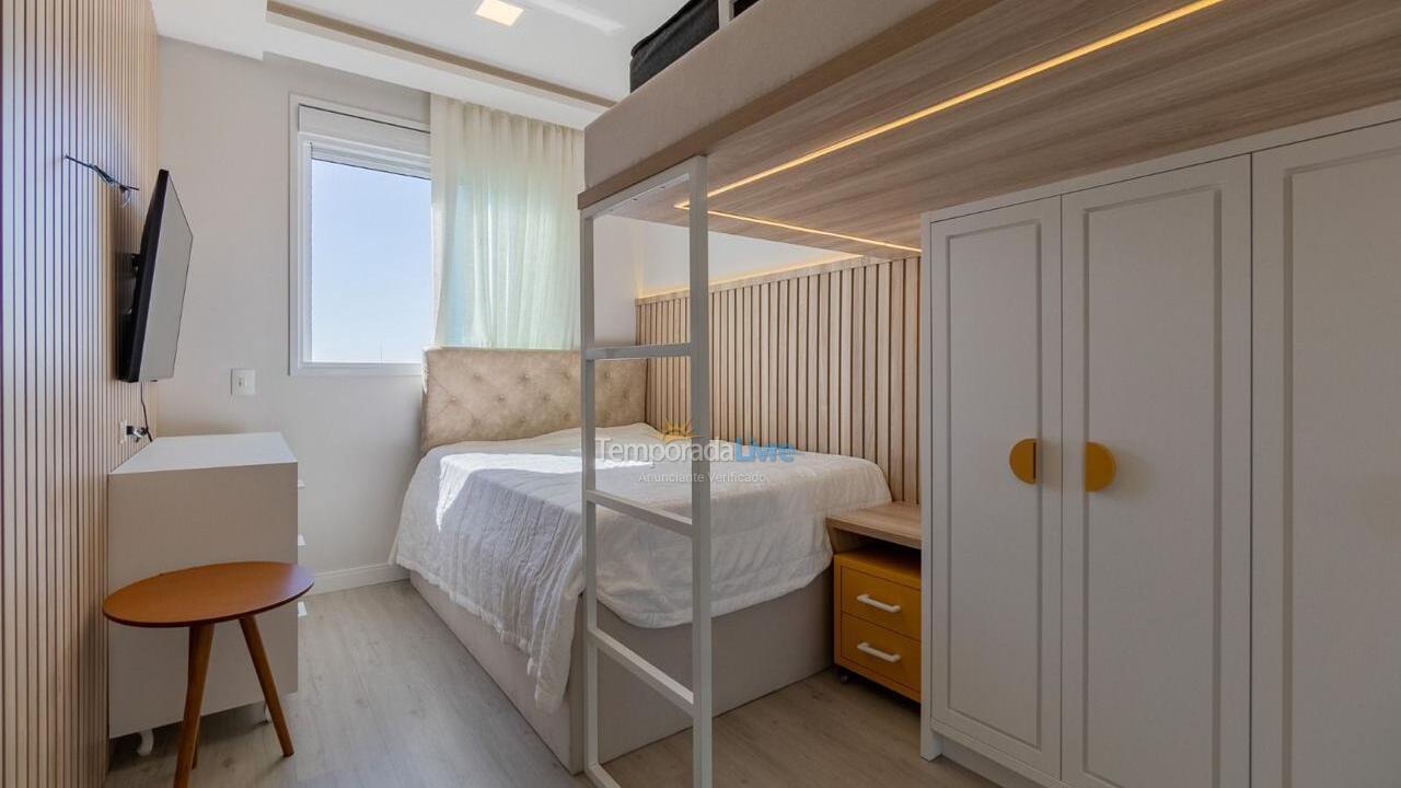 Apartamento para aluguel de temporada em Bombinhas (Praia de Bombas)