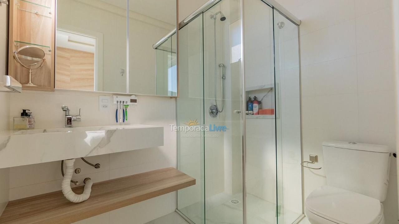 Apartamento para aluguel de temporada em Bombinhas (Praia de Bombas)