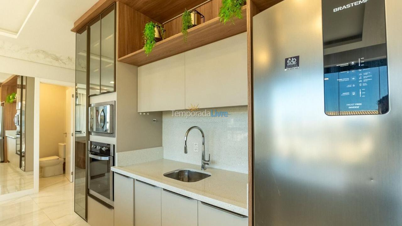 Apartamento para aluguel de temporada em Bombinhas (Praia de Bombas)