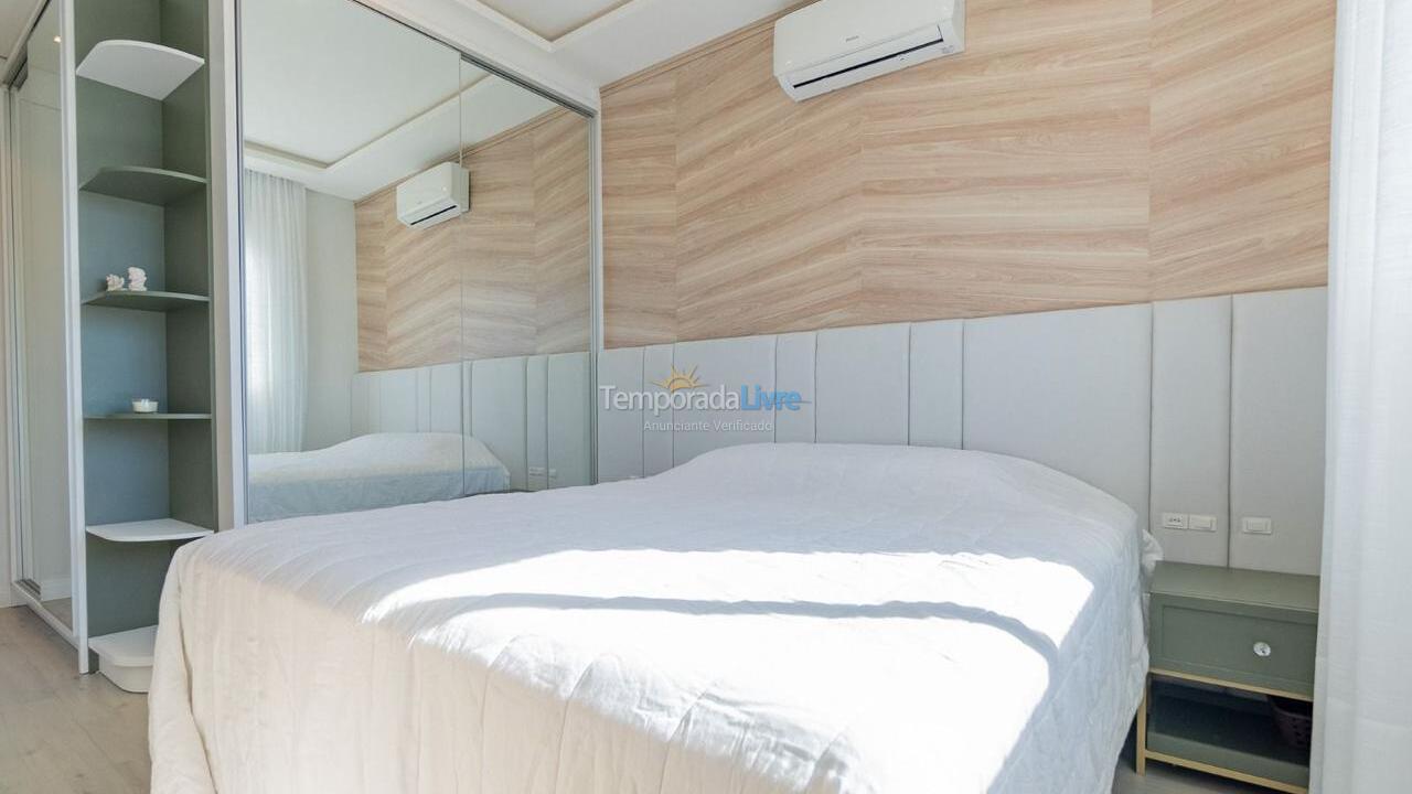 Apartamento para aluguel de temporada em Bombinhas (Praia de Bombas)