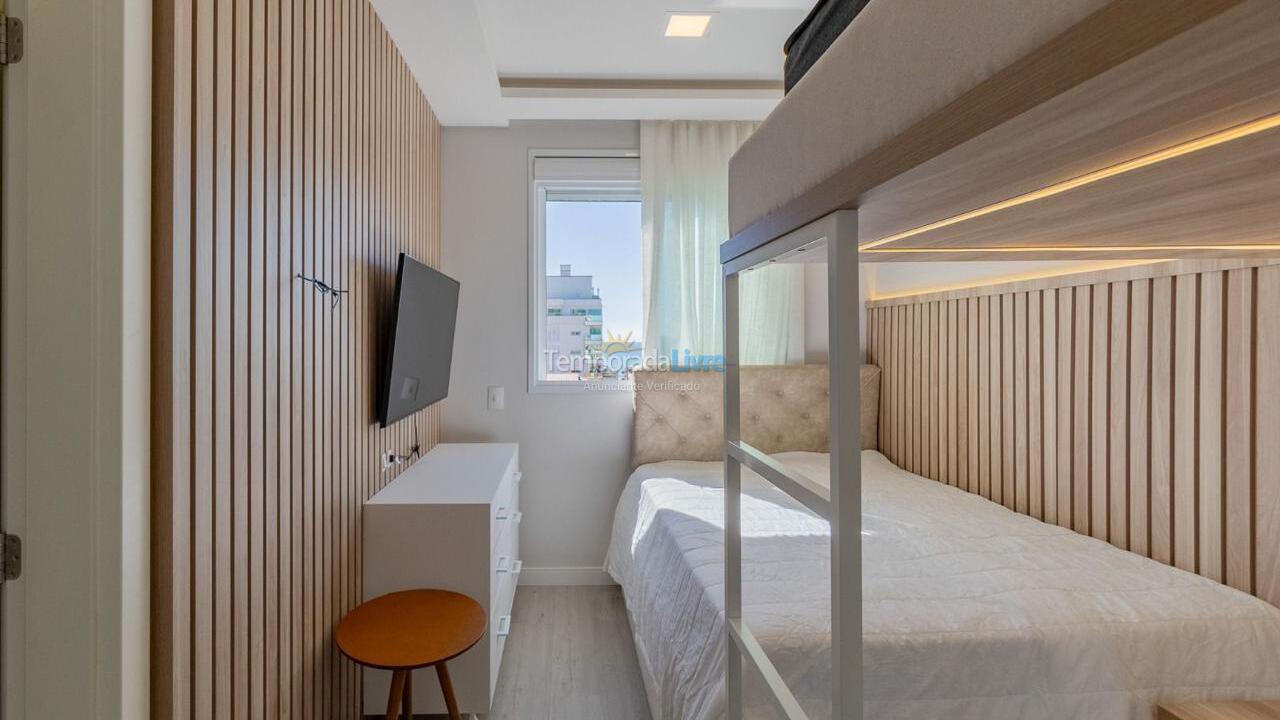 Apartamento para aluguel de temporada em Bombinhas (Praia de Bombas)