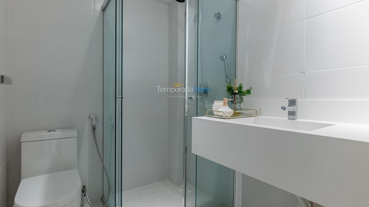 Apartamento para aluguel de temporada em Bombinhas (Praia de Bombas)