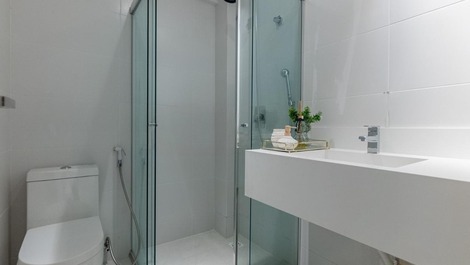 Lujoso departamentos de 2 suits em Bombas