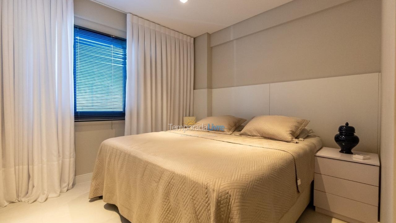 Apartamento para aluguel de temporada em Bombinhas (Praia de Bombas)