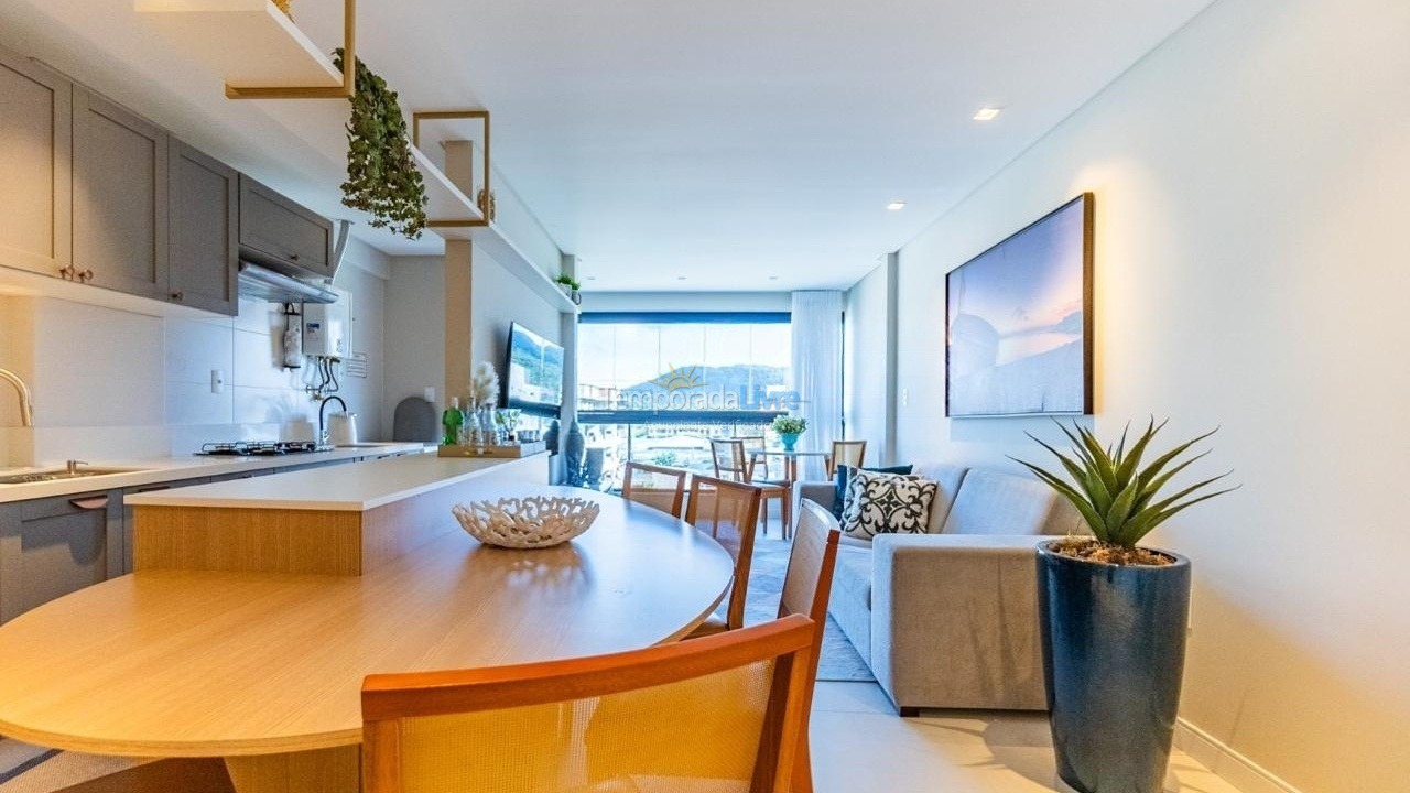 Apartamento para aluguel de temporada em Bombinhas (Praia de Bombas)