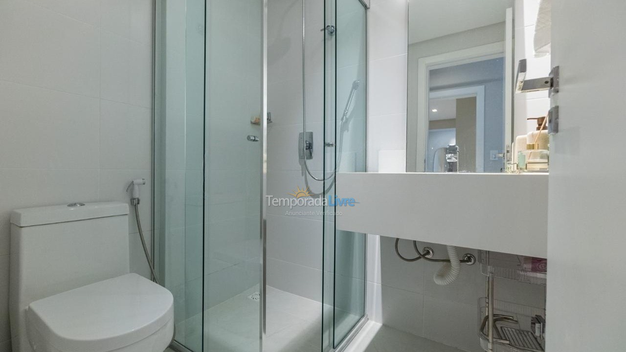 Apartamento para aluguel de temporada em Bombinhas (Praia de Bombas)