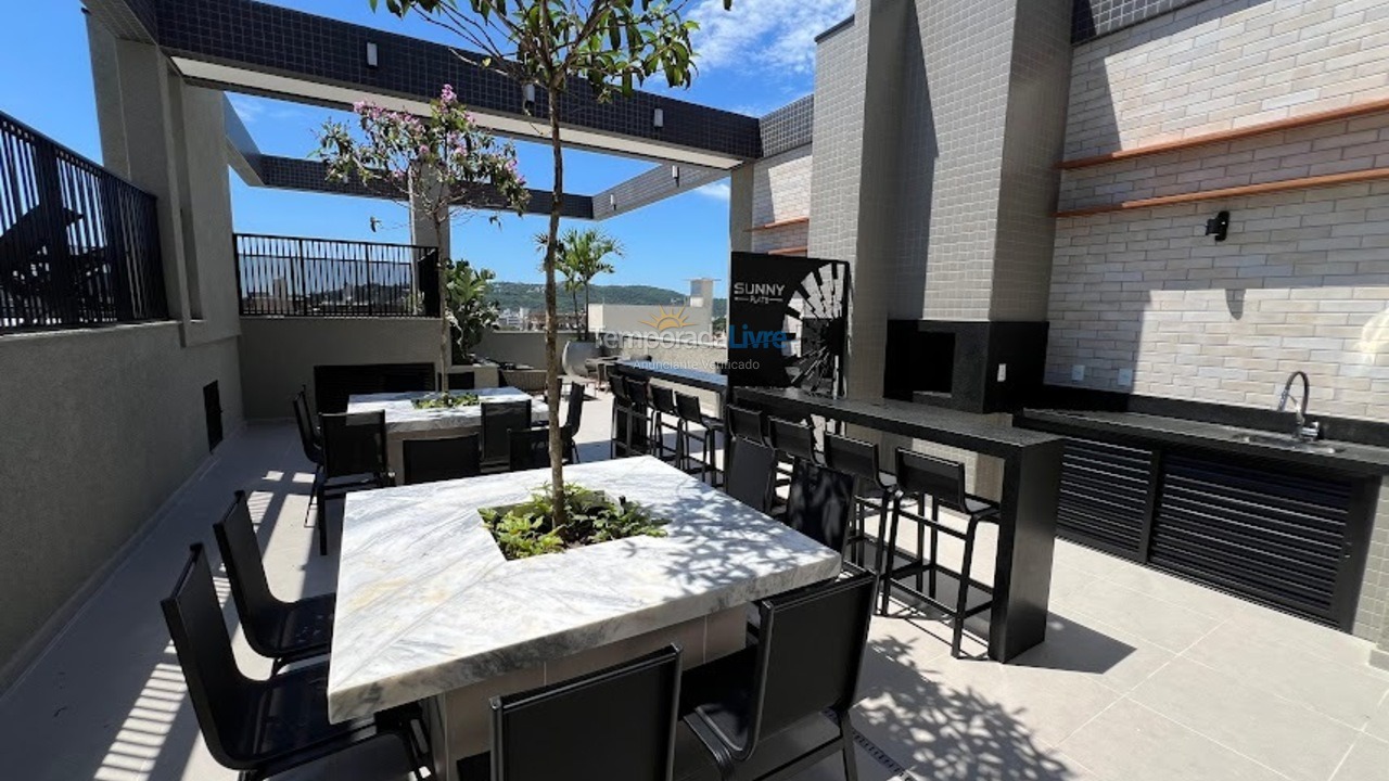 Apartamento para aluguel de temporada em Bombinhas (Praia de Bombas)