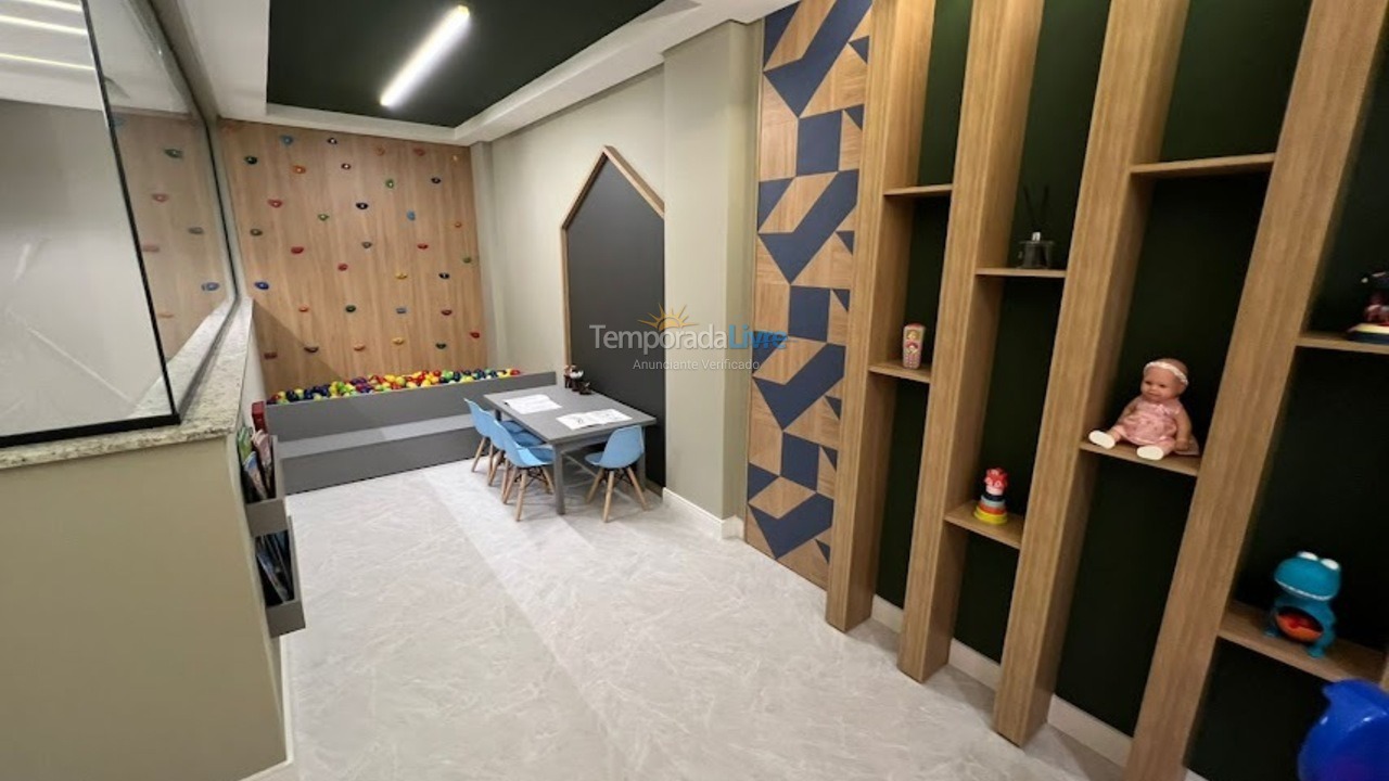 Apartamento para aluguel de temporada em Bombinhas (Praia de Bombas)