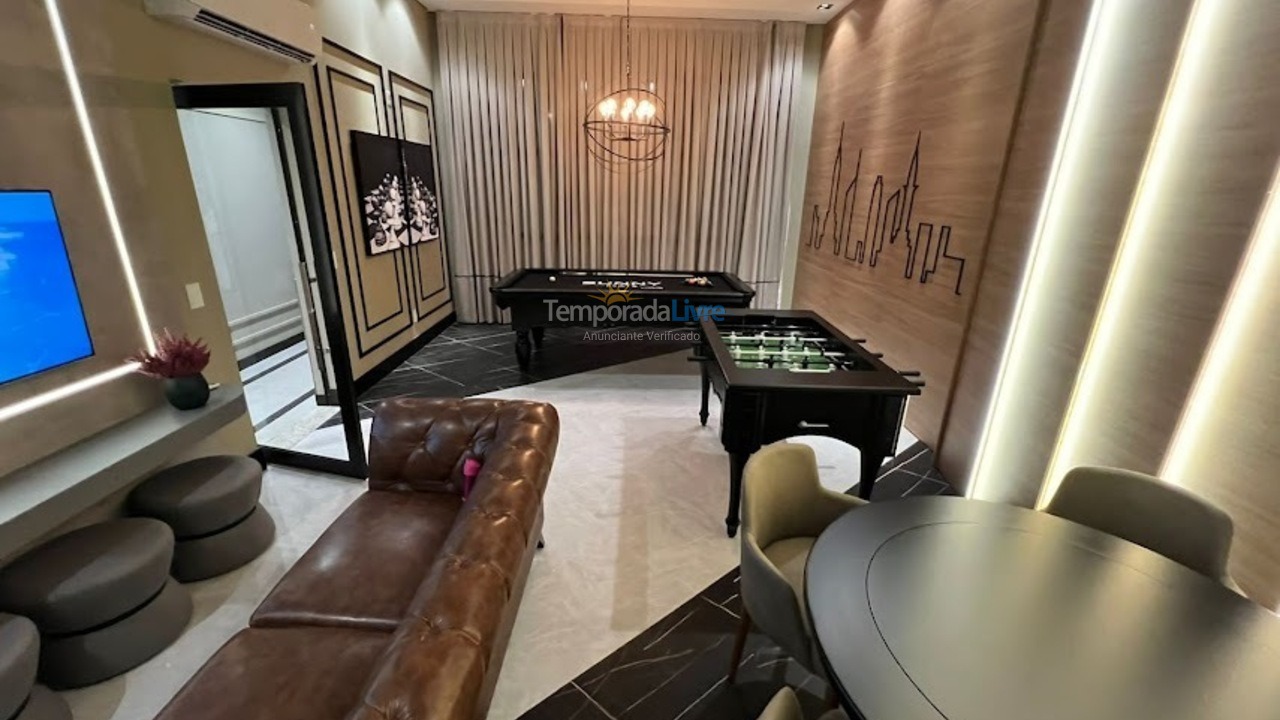 Apartamento para aluguel de temporada em Bombinhas (Praia de Bombas)