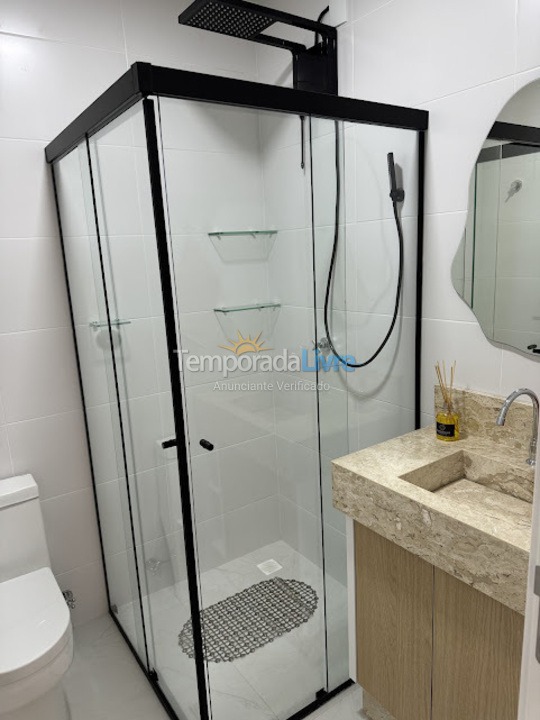 Apartamento para aluguel de temporada em Bombinhas (Praia de Bombas)