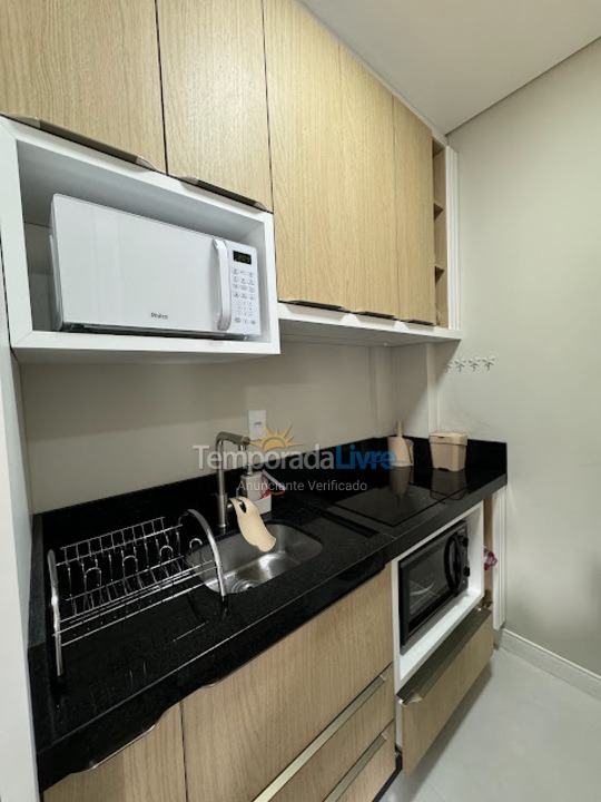 Apartamento para aluguel de temporada em Bombinhas (Praia de Bombas)