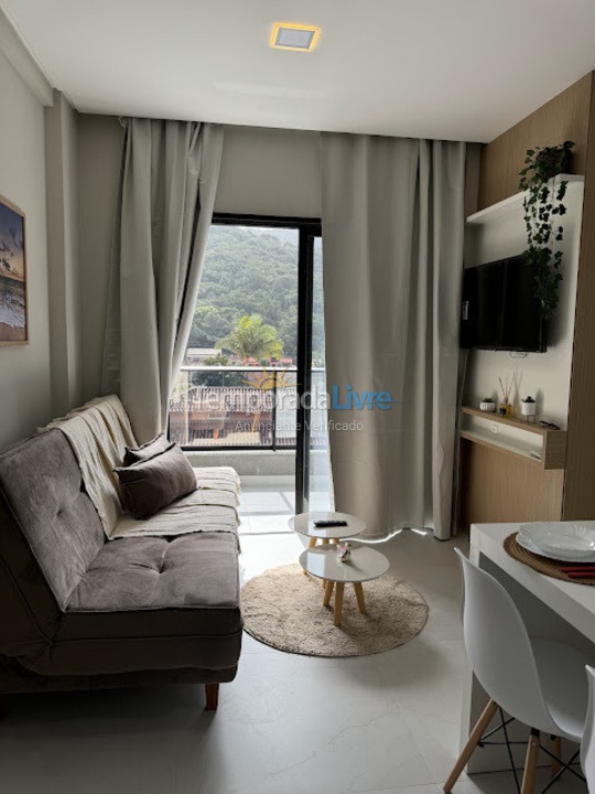 Apartamento para aluguel de temporada em Bombinhas (Praia de Bombas)