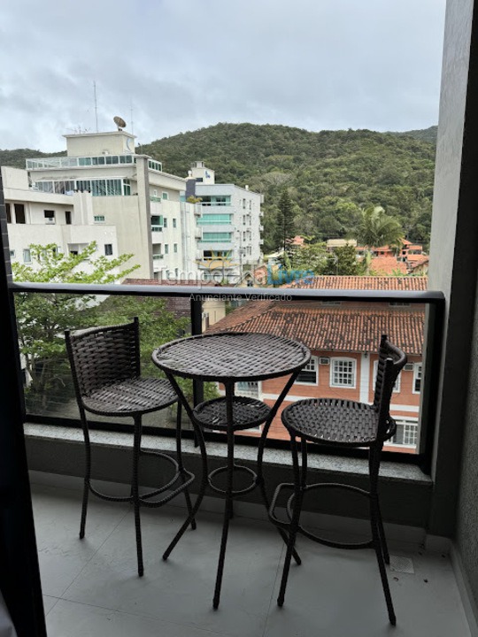 Apartamento para aluguel de temporada em Bombinhas (Praia de Bombas)