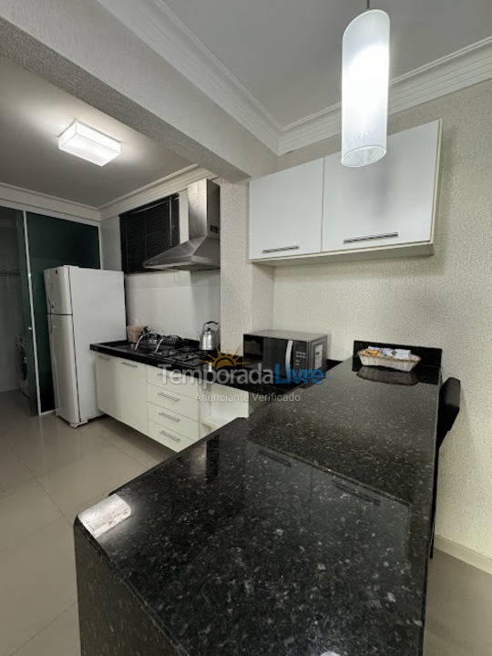 Apartamento para aluguel de temporada em Bombinhas (Praia de Bombas)