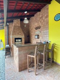Wonderful 3-bedroom house on Cantinho de Zimbros Beach