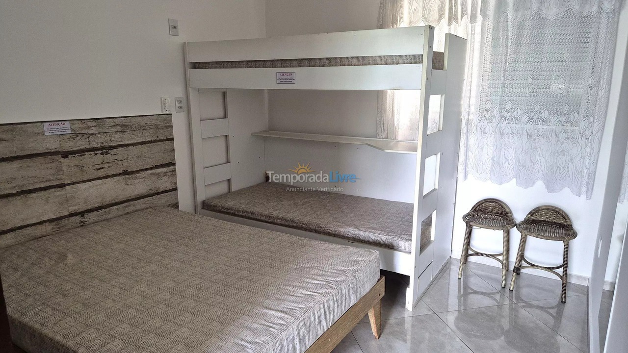 Apartamento para aluguel de temporada em Ubatuba (Praia do Tenório)
